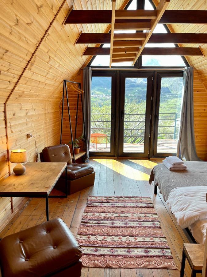 Kazbegi Kuro Cottages Eksteriør billede