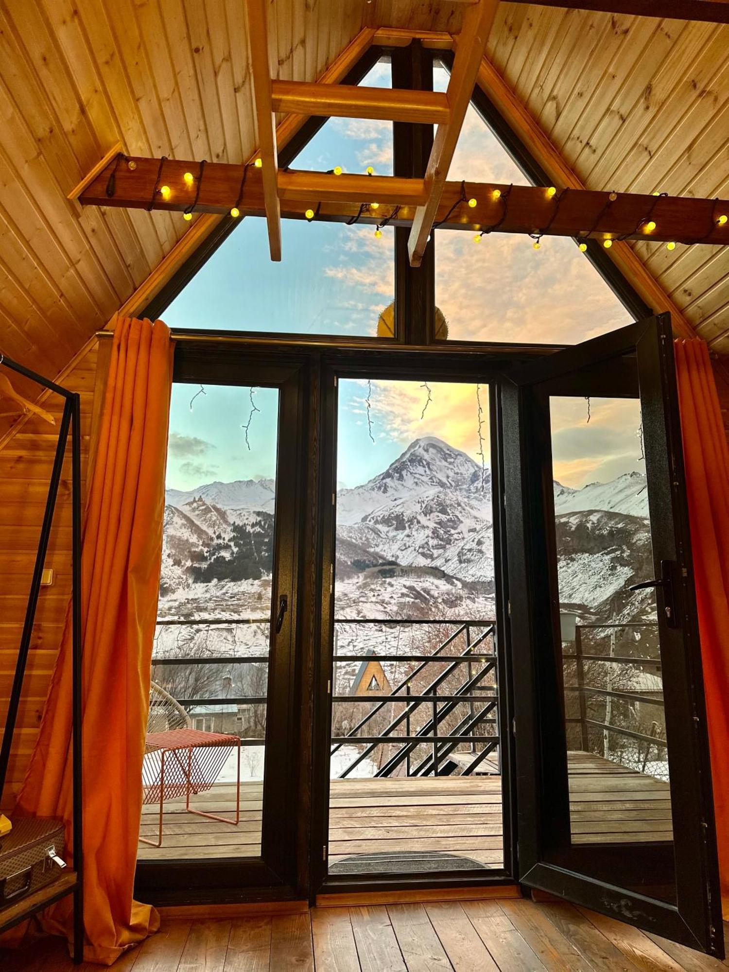 Kazbegi Kuro Cottages Eksteriør billede