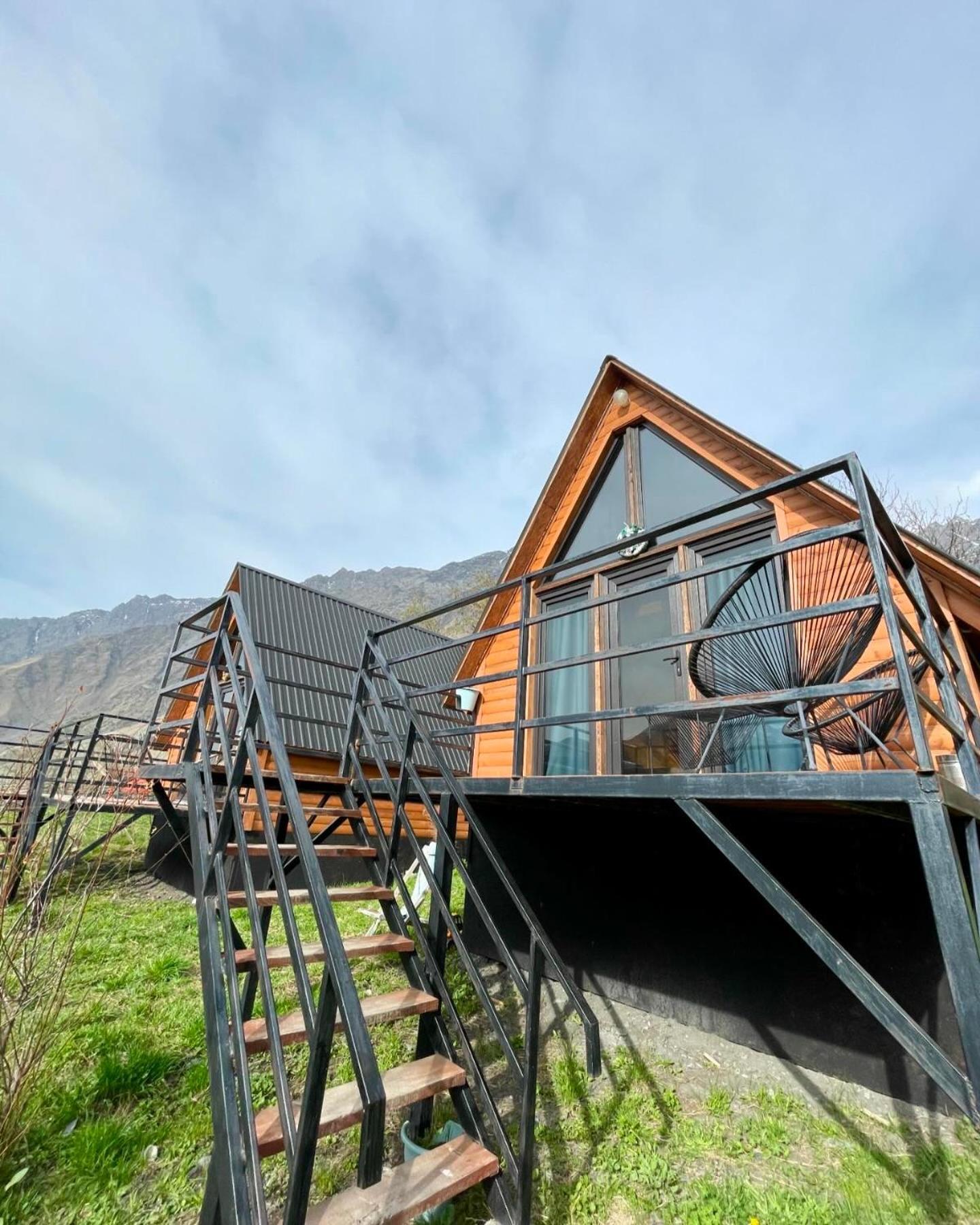 Kazbegi Kuro Cottages Eksteriør billede