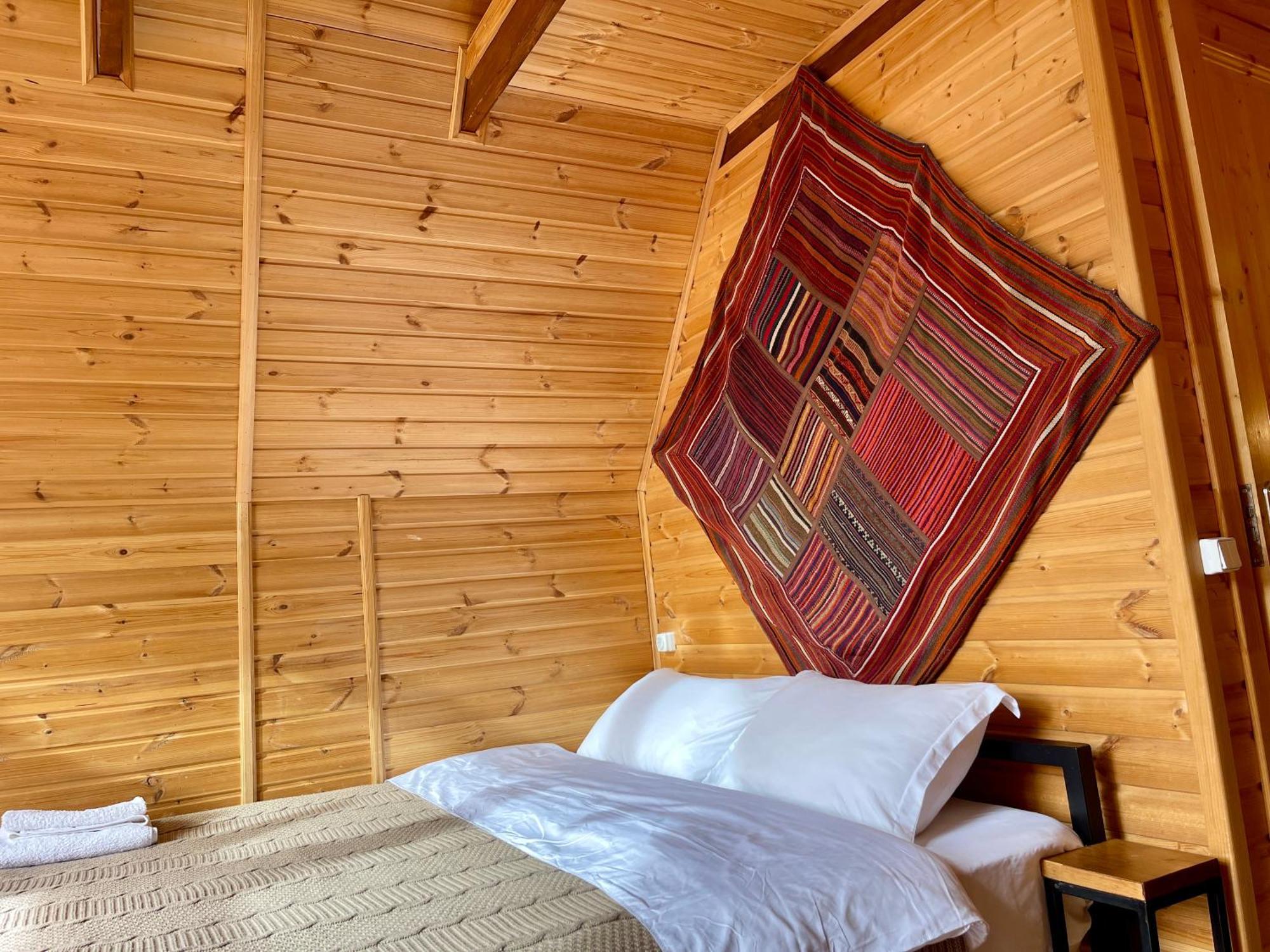 Kazbegi Kuro Cottages Eksteriør billede