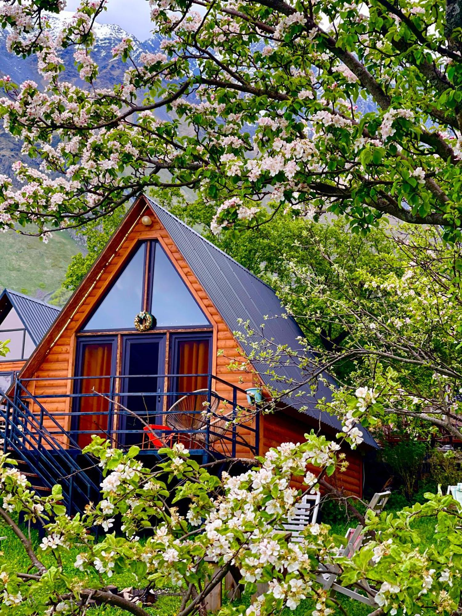 Kazbegi Kuro Cottages Eksteriør billede