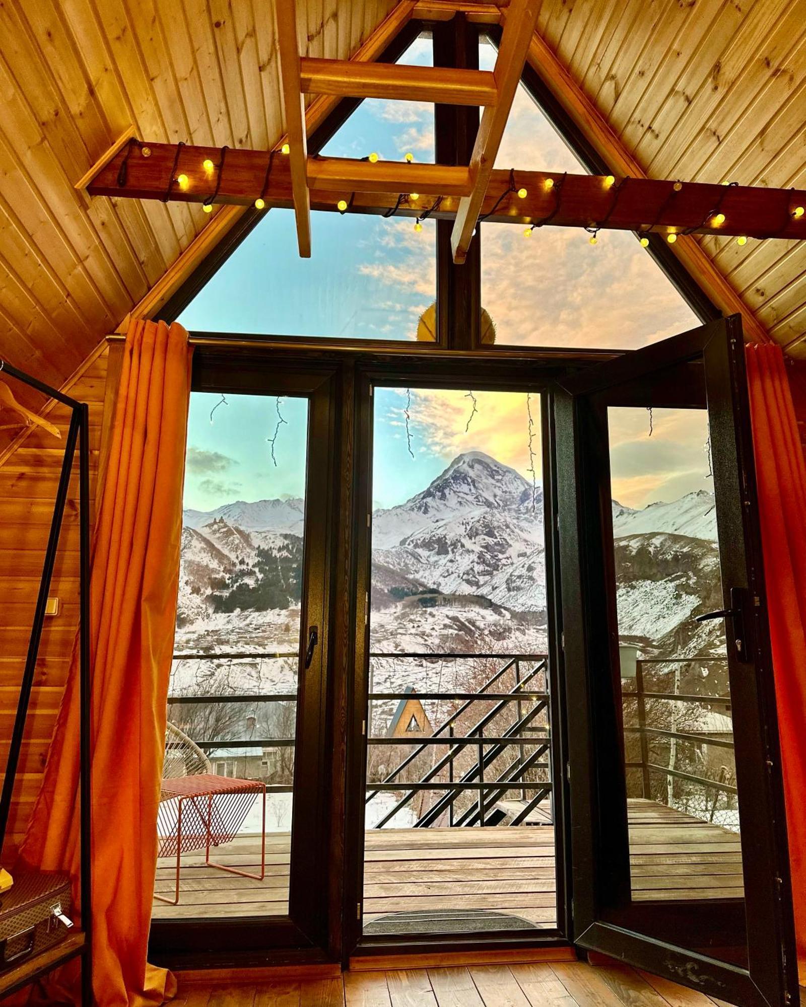 Kazbegi Kuro Cottages Eksteriør billede